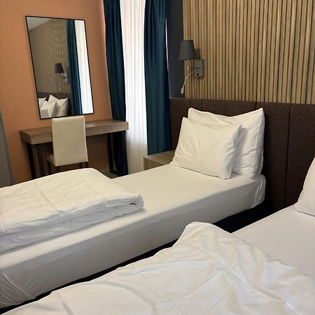 Nani City Hotel Цюрих Экстерьер фото